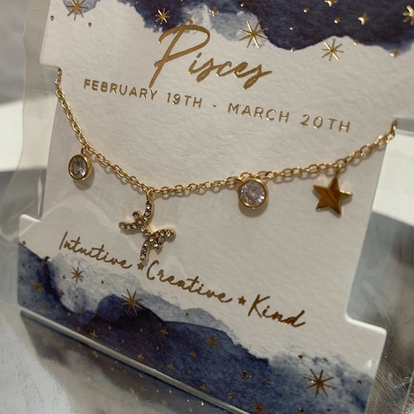 Francesca's Womens NWT Pisces Celestial Charm Bracelet - Picture 3 of 3